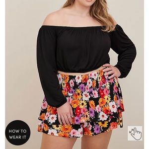 NWOT crop shirt and short set